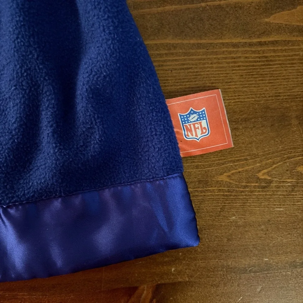 2007 SNUGGLEBALL NFL COLTS FLEECE‎ FOOTBALL BLANKET